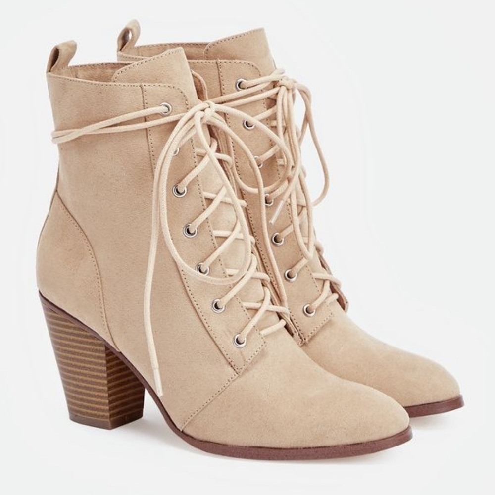 NWOT Lace up ankle booties Isobel